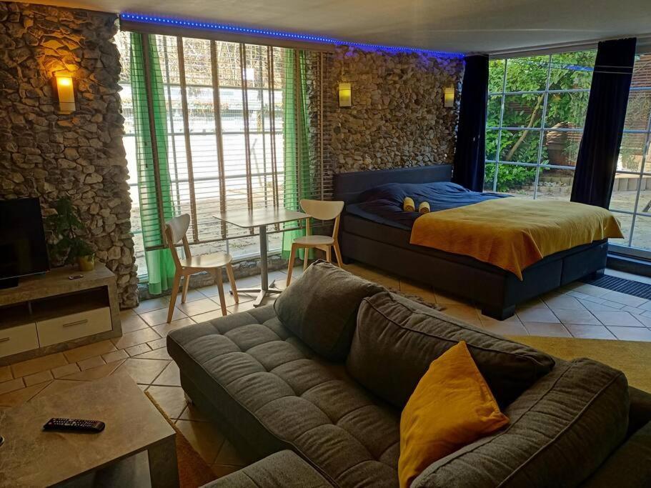 Kom Thuis In Deze Gezellige Loft Heerlen Dış mekan fotoğraf